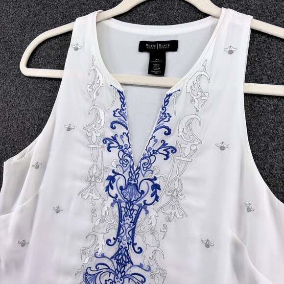 White House Black Market Embroidered V Neck‎ Sleeveless Flowy Tank Top XS Office - Picture 4 of 9
